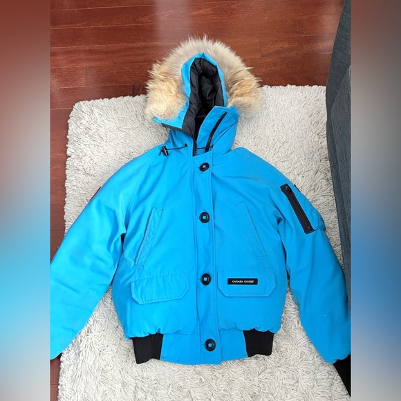Authentic Canada Goose Jacket - Picture 3 of 9